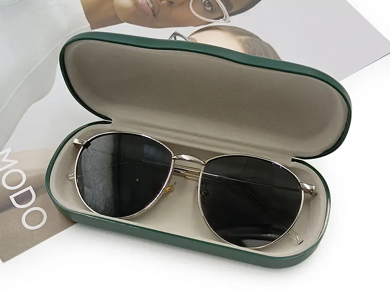 6100S Plastic Glasses Case (4).jpg