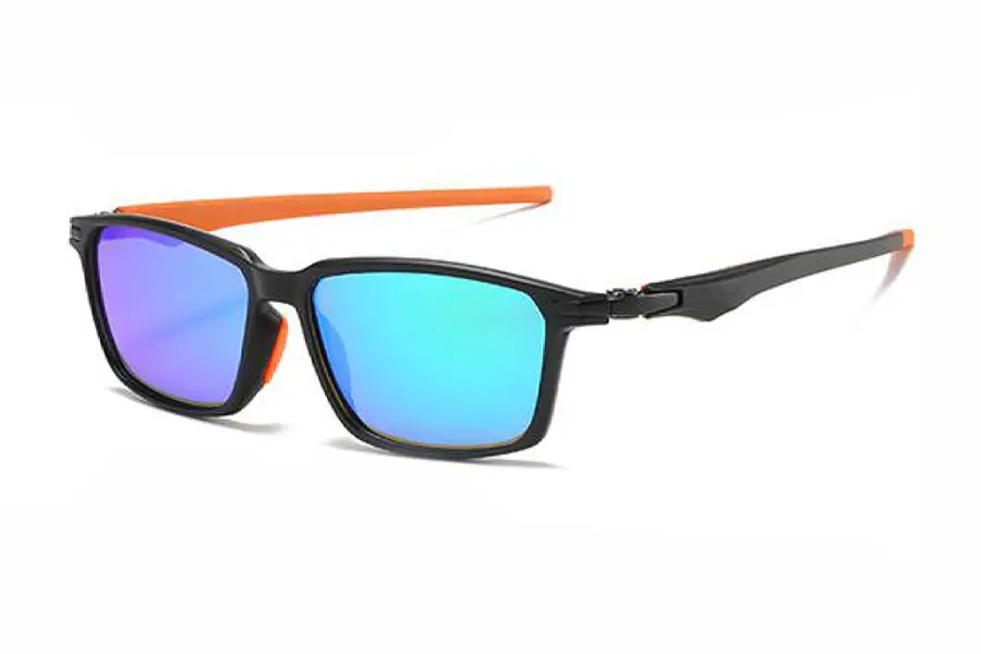 MC164 Polarized (13).jpg