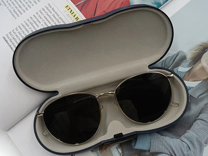 6005 Plastic Glasses Case (2).jpg